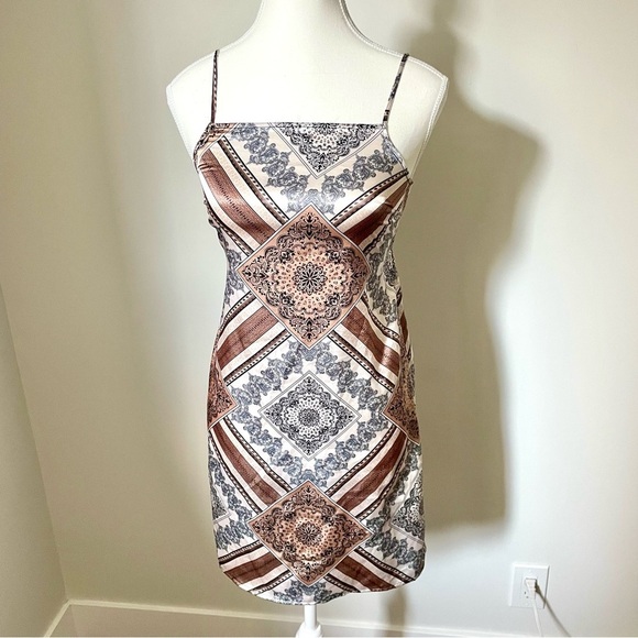 Ricki's Y2K Style Square Neck Satin Bandana Print Dress Size Small - Picture 3 of 12